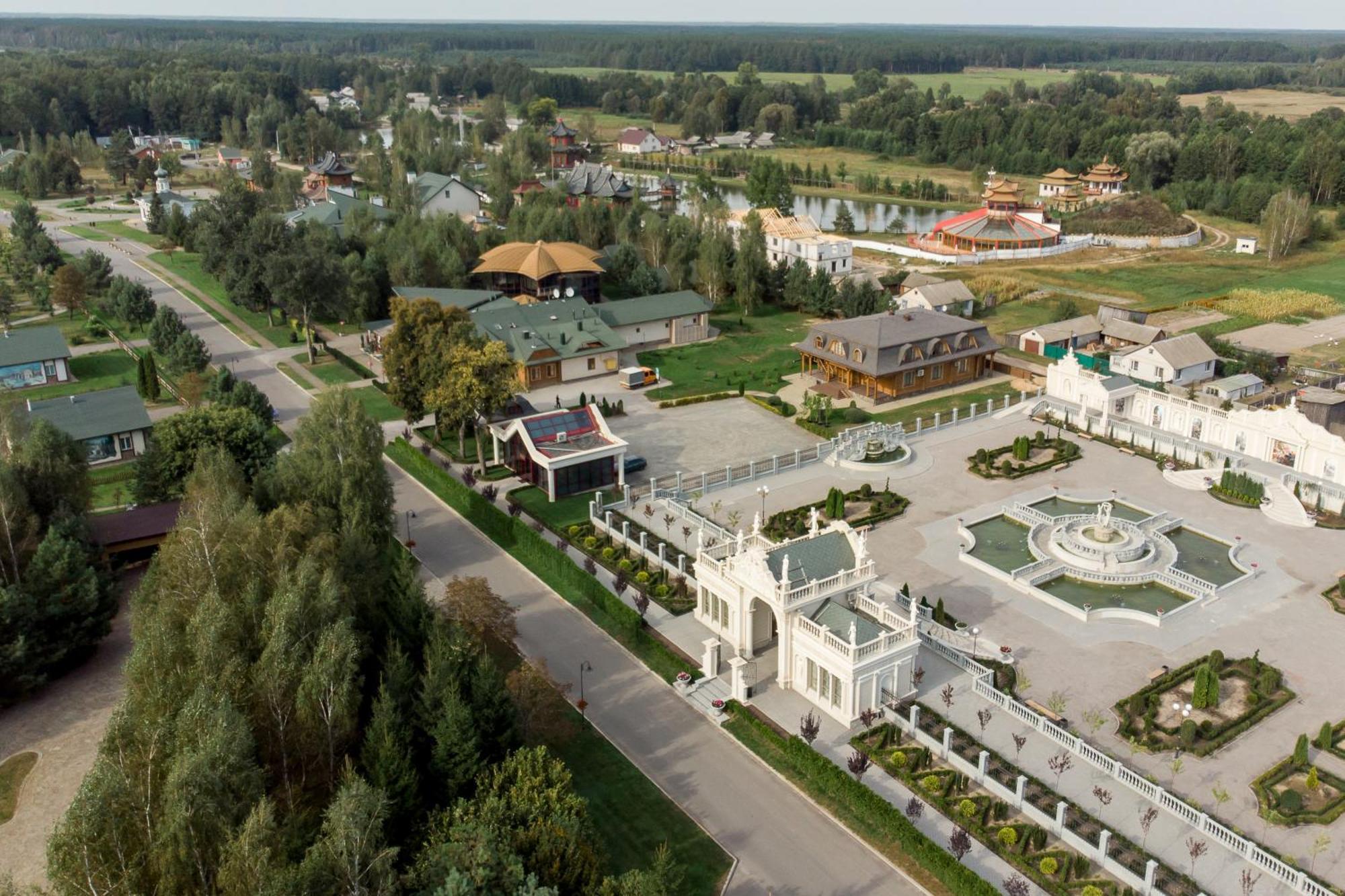 Brech Resort&Spa Gurinovka Staraya エクステリア 写真